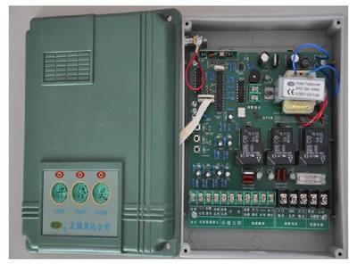 【供應(yīng)優(yōu)質(zhì)軟啟動多功能、伸縮門、平移門、自動門、電動門控制箱】價格,廠家,圖片,電動車控制器,無錫靈達(dá)機(jī)電科技-